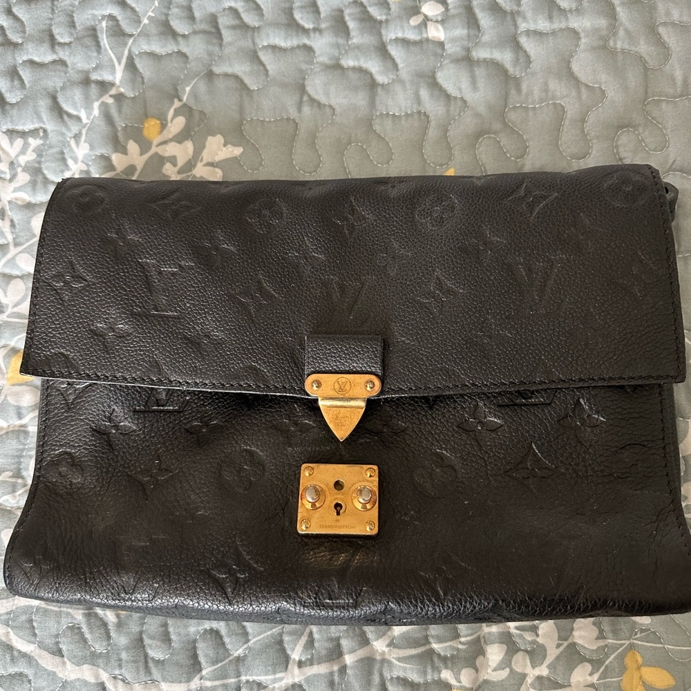 Louis Vuitton crossbody